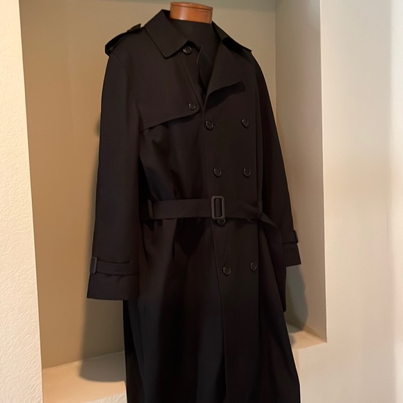 Newport Harbor Trench Coat - Picture 3 of 7